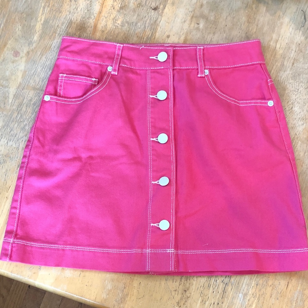 Forever 21 NWOT pink denim mini skirt